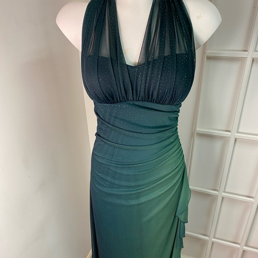 Emerald green prom/ formal dress